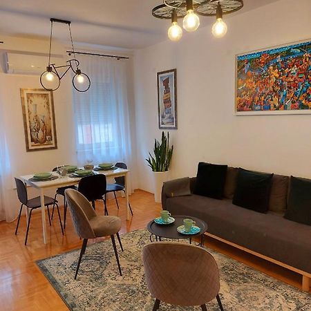 Ema Central Apartment 2 Νόβι Σαντ Εξωτερικό φωτογραφία