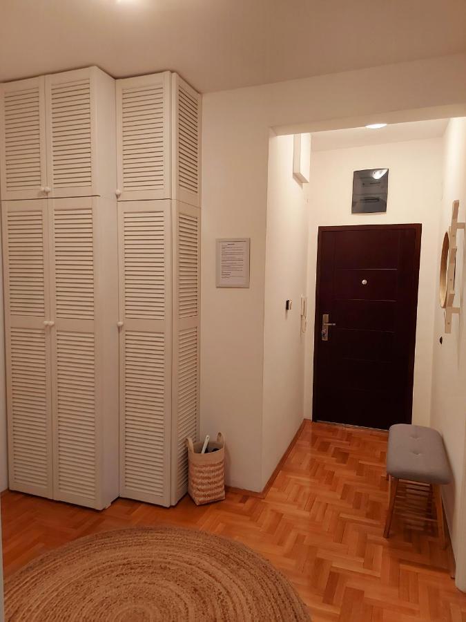 Ema Central Apartment 2 Νόβι Σαντ Εξωτερικό φωτογραφία