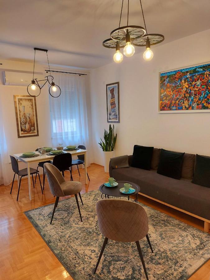 Ema Central Apartment 2 Νόβι Σαντ Εξωτερικό φωτογραφία